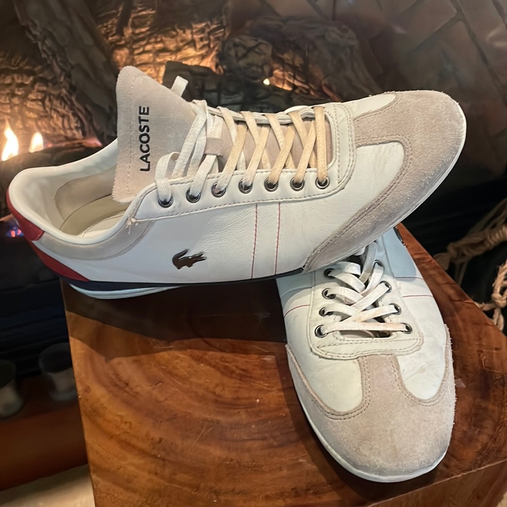 Lacoste tennis shoes great condition lightly used
